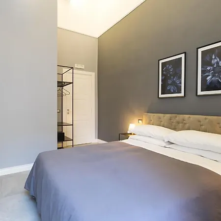 Bellini Nocleg ze śniadaniem 4*